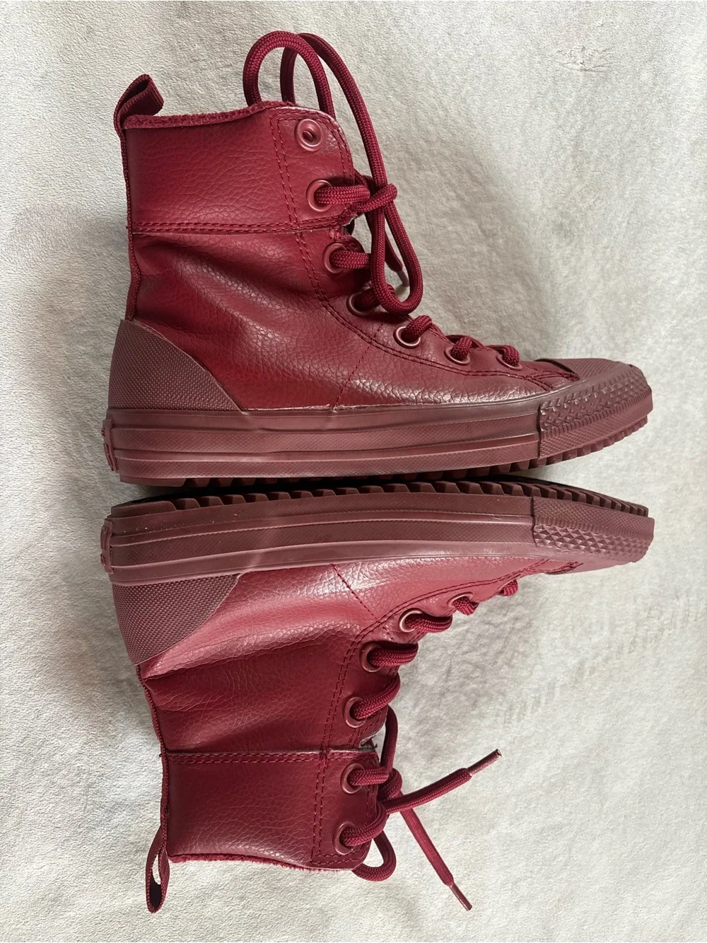 Converse Chuck Taylor All Star Berkshire Boot Hi Top Burgundy Junior Size 1